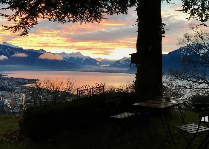 Вилла Lavaux - Romantic Escape With Magic Views! *